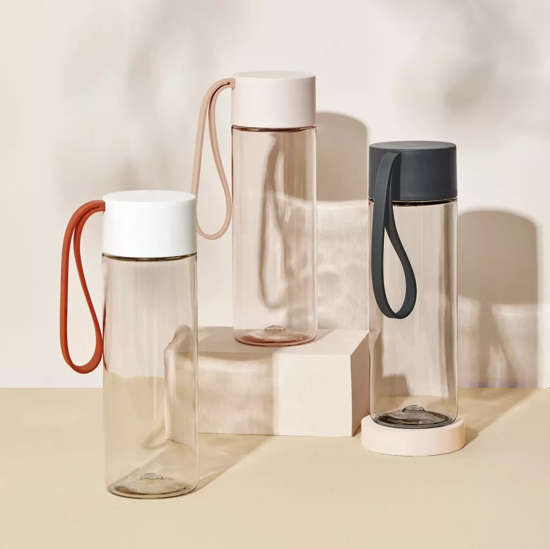 Купить Бутылка для воды Xiaomi Quange Tritan Simple Cup 620ml (SJ010302) - фото 1 Купить Бутылка для воды Xiaomi Quange Tritan Simple Cup 620ml (SJ010302) - фото 1