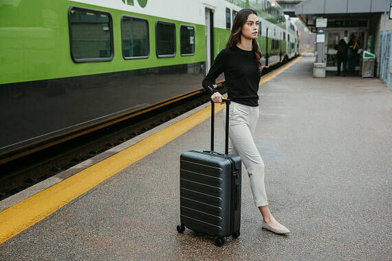 Чемодан NINETYGO Rhine Luggage 20" Black (Черный) Чемодан NINETYGO Rhine Luggage 20" Black (Черный)