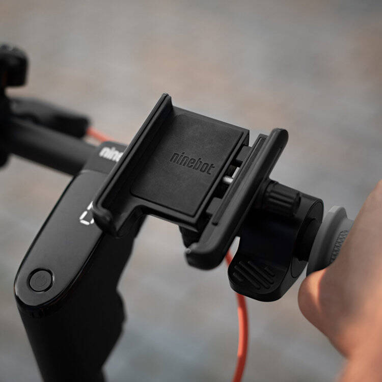 Держатель для смартфона на руль самоката/мото/вело Ninebot Phone Holder Black (Черный) Держатель для смартфона на руль самоката/мото/вело Ninebot Phone Holder Black (Черный)