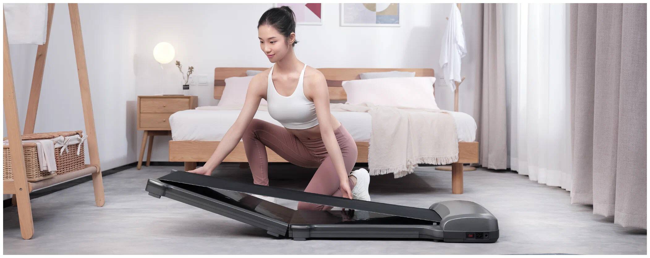 Электрическая беговая дорожка WalkingPad C1 Black (Черный) Электрическая беговая дорожка WalkingPad C1 Black (Черный)