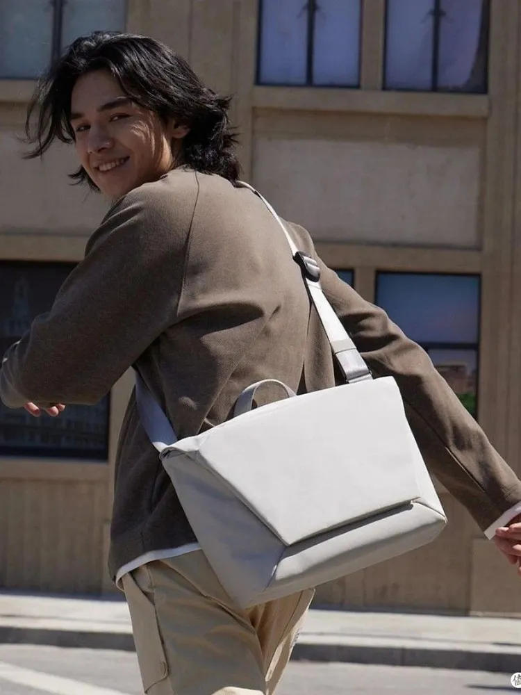 Сумка на плечо Mijia Crossbody Bag (MJXKB01RM) White (Белый) Сумка на плечо Mijia Crossbody Bag (MJXKB01RM) White (Белый)