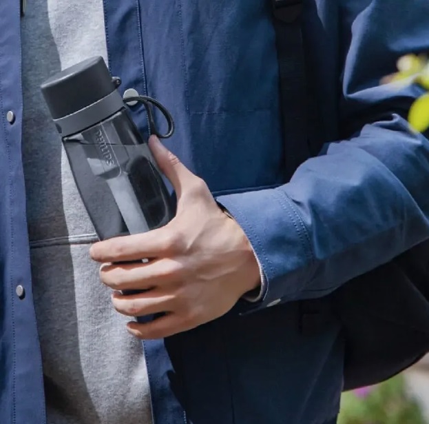 Бутылка-фильтр для фитнеса Philips AWP2731GRR/58, 0.66л Gray (Серый) Бутылка-фильтр для фитнеса Philips AWP2731GRR/58, 0.66л Gray (Серый)