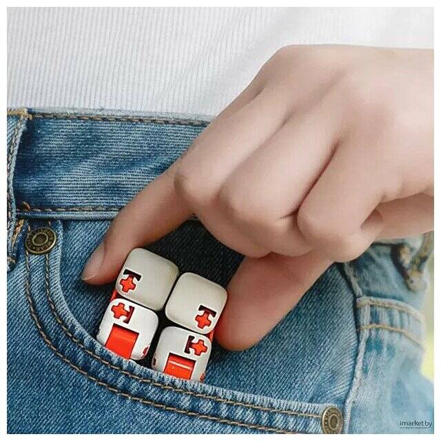 Конструктор Xiaomi Color Fingertips Blocks PLUS (ZJPS031QI) Конструктор Xiaomi Color Fingertips Blocks PLUS (ZJPS031QI)