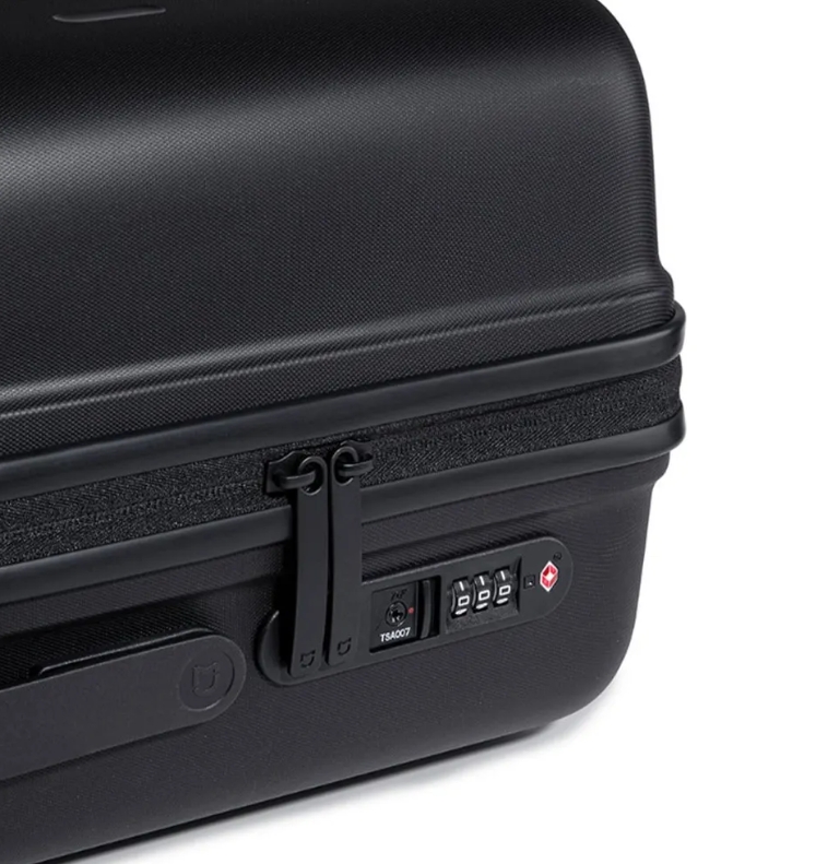 Чемодан Xiaomi Colorful Suitcase 24" (MJLXXPPRM) Black (Черный)