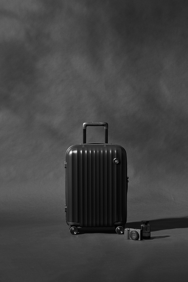 Чемодан NINETYGO Elbe Luggage 28" Black (Черный) Чемодан NINETYGO Elbe Luggage 28" Black (Черный)