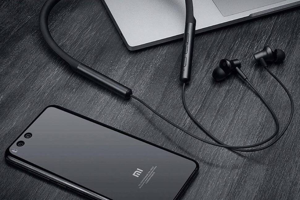 Беспроводные наушники Xiaomi Collar Sport Earphone (LYXQEJ02JY) Black (Черный) Беспроводные наушники Xiaomi Collar Sport Earphone (LYXQEJ02JY) Black (Черный)