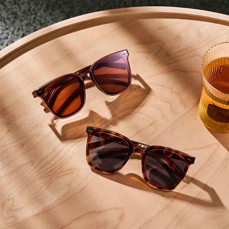 Солнцезащитные очки Xiaomi Mijia Folding Polarized Sunglasses (MJTA01LM) Amber Brown/Янтарно-коричневые Солнцезащитные очки Xiaomi Mijia Folding Polarized Sunglasses (MJTA01LM) Amber Brown/Янтарно-коричневые