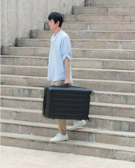 Чемодан 90 Points Suitcase 1A 24" Black (Черный)